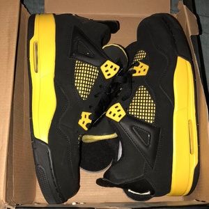 Jordan Retro 4